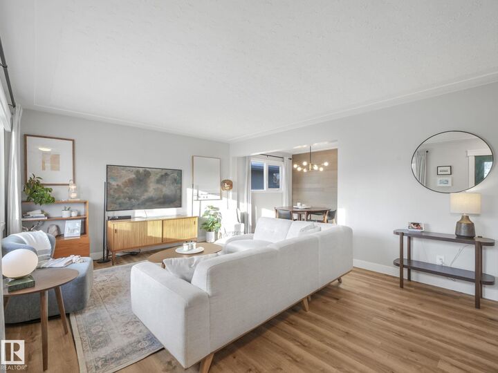 Property Photo:  10540 55 Avenue NW  AB T6H 0W7 