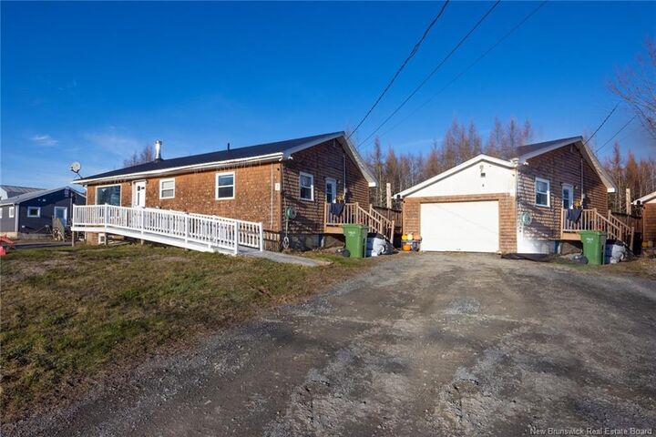 Property Photo: 368 Kingsley Road NB E3A 6E6
