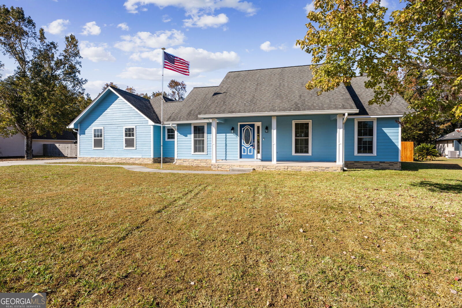 Property Photo:  183 Rainbow Lane  GA 31569 