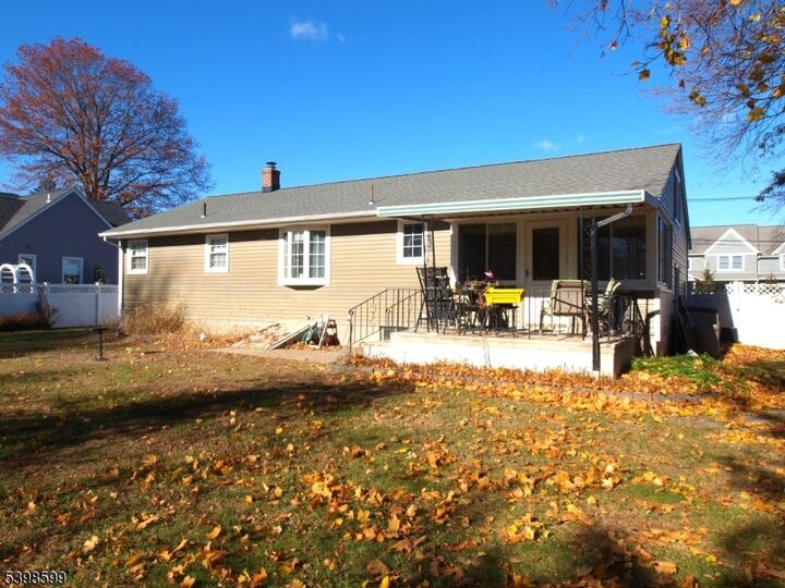 Property Photo: 17 Garden Pl NJ 07444