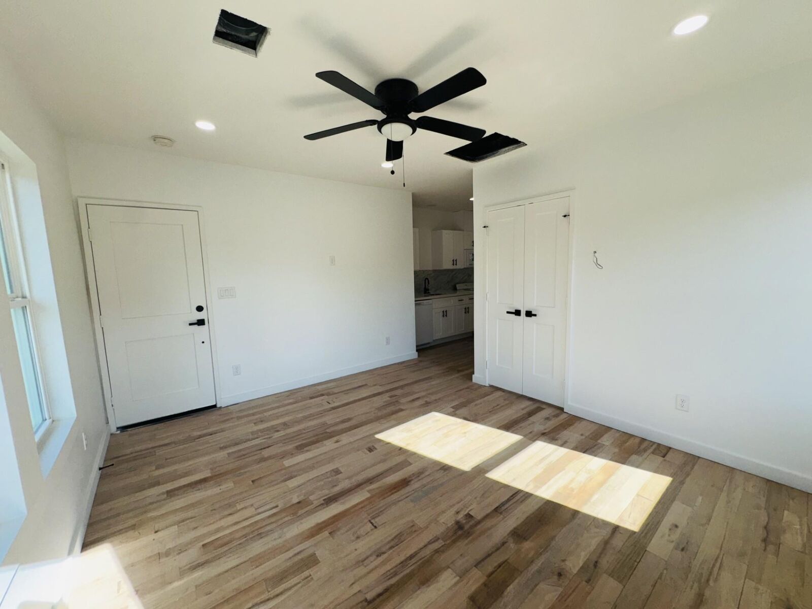 Property Photo:  1235 W Gray Street 2  TX 77019 