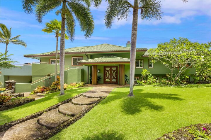 Property Photo: 4228-L N Waiakalua Street B &Amp C HI 96754