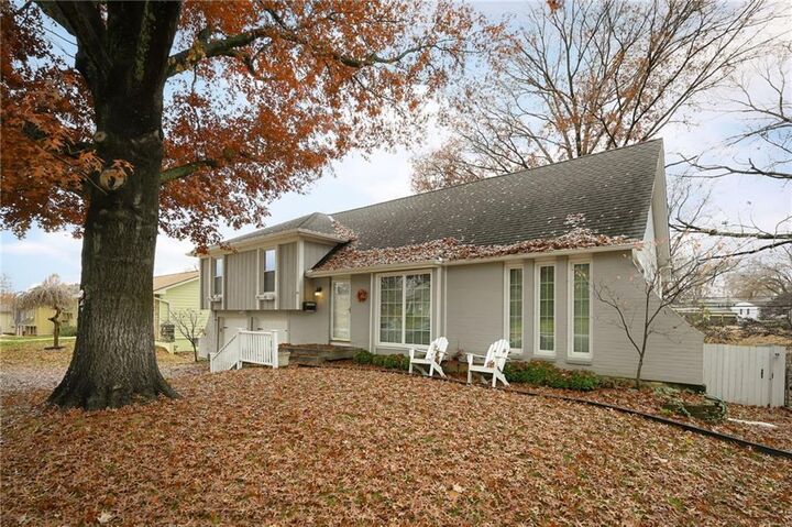 Property Photo:  10128 Nall Avenue  KS 66207 