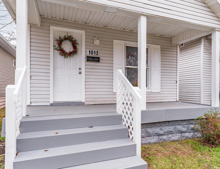 Property Photo: 1012 Jefferson Avenue IN 47714