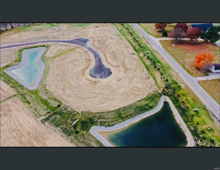 Property Photo: 15354 Makarios Pass 9 IN 46765