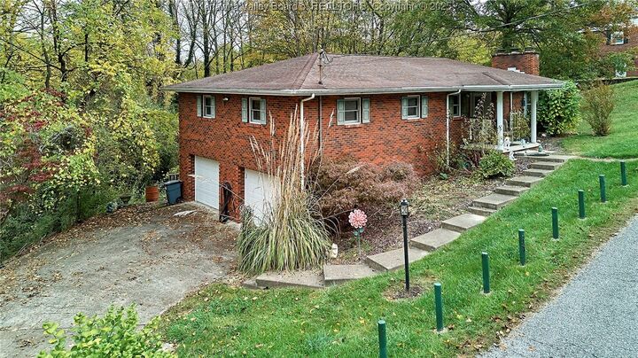 Property Photo:  200 Elm Street  WV 25071 