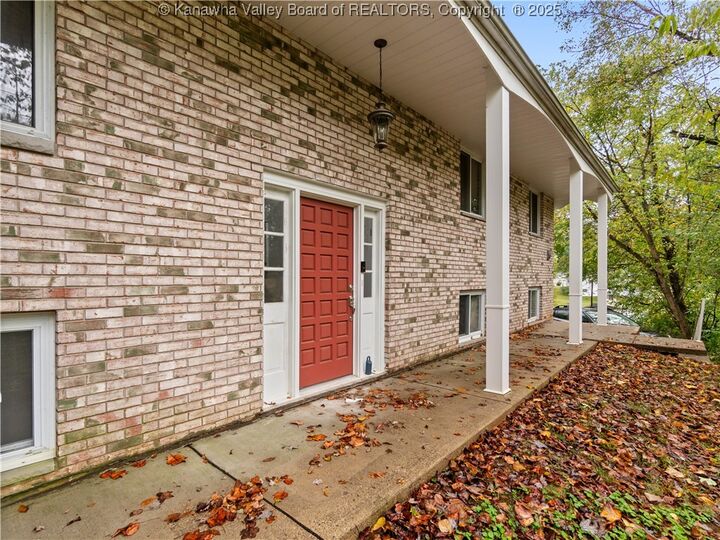 Property Photo:  6 Poplar Drive  WV 26105 