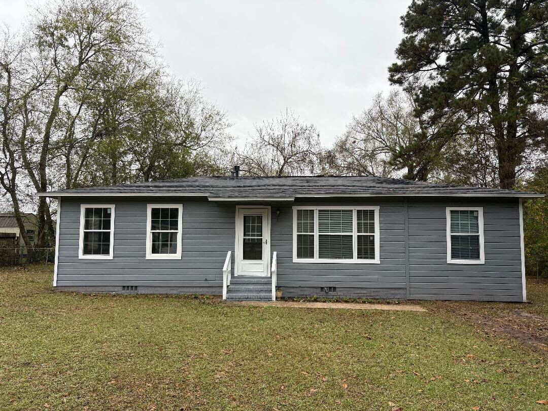 Property Photo:  101 Bell St  TX 75650 