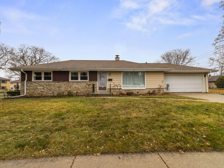 3025 S 72nd St  West Allis WI 53219 photo