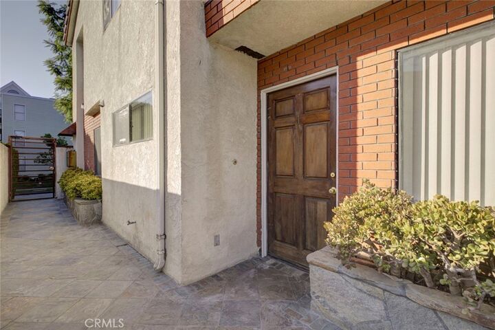 Property Photo:  604 N Kenwood Street 1  CA 91206 