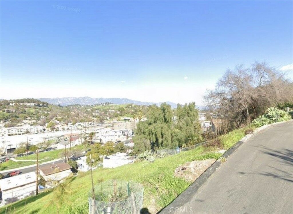 Property Photo:  3312 Kenneth Drive  CA 90032 