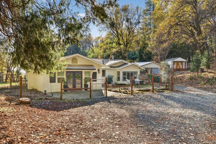 Property Photo: 5260 Shooting Star Road CA 95726