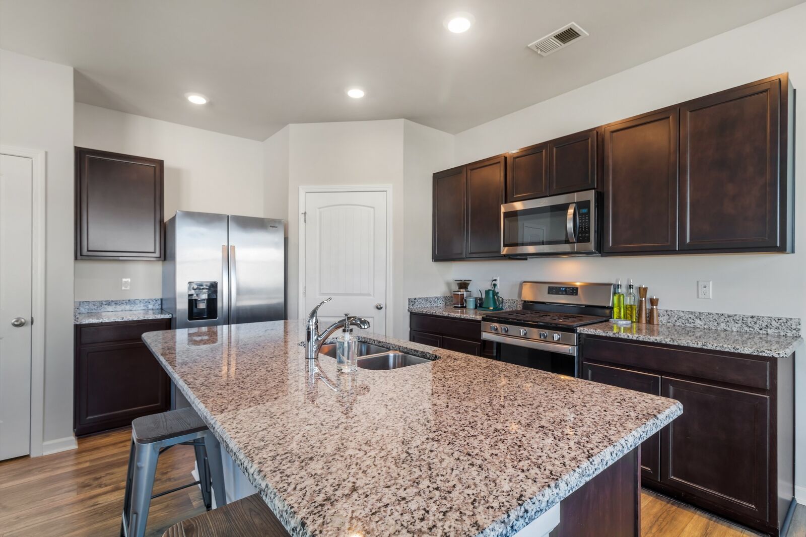 Property Photo:  7511 Cash Crossing Ct  TN 37013 