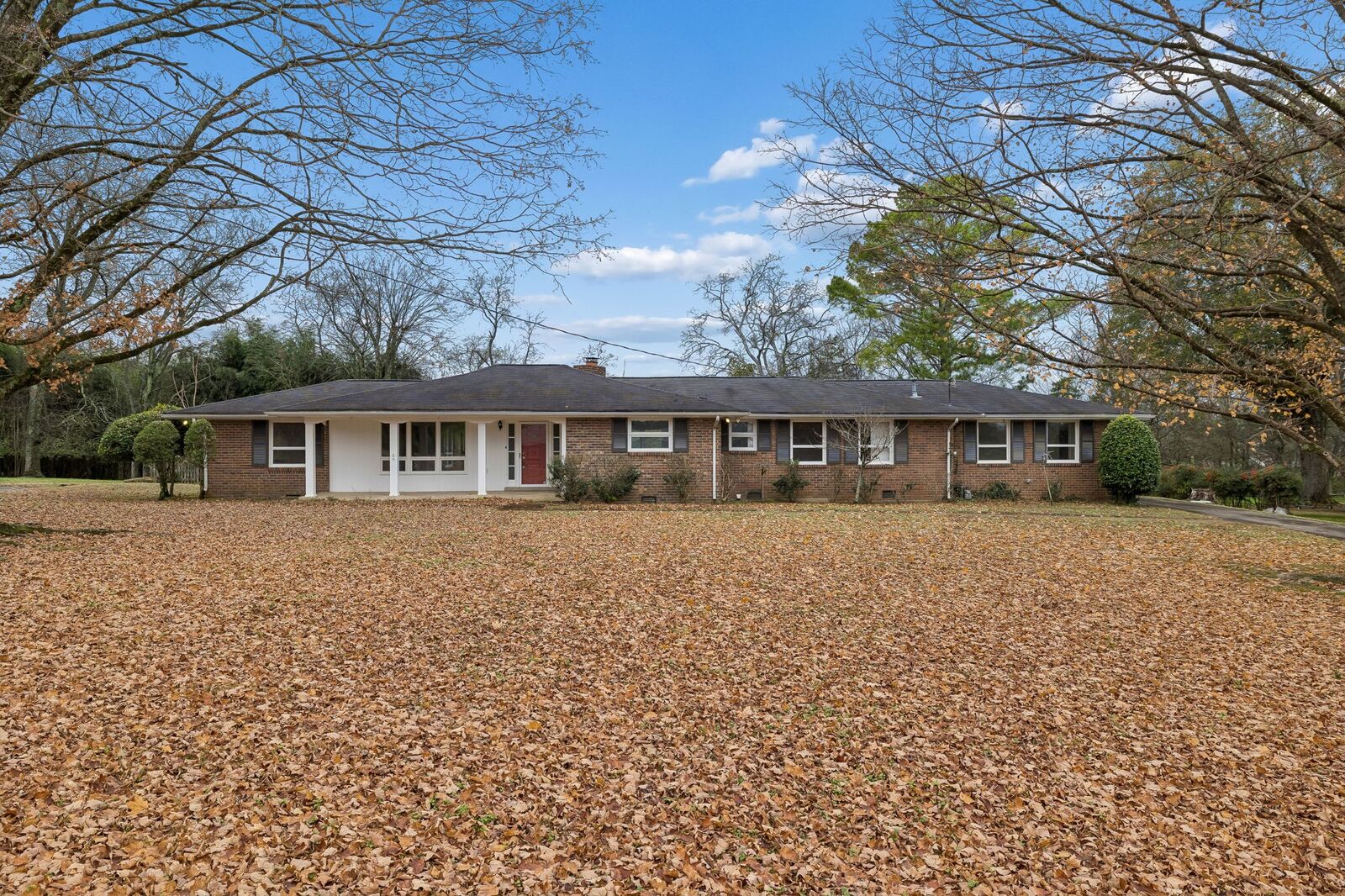 Property Photo:  2032 Eversong Ln  TN 37076 