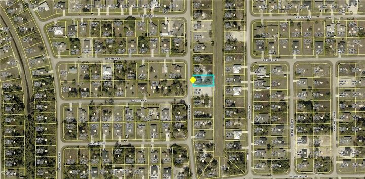 Property Photo:  337 Ranier Avenue  FL 33974 