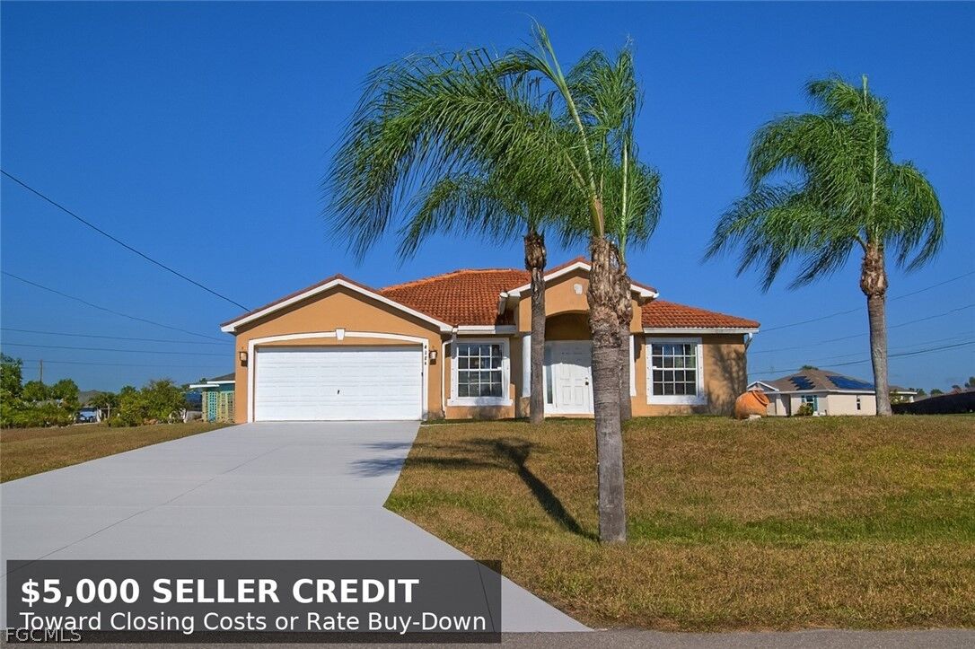 Property Photo:  4176 NE 8th Place  FL 33909 