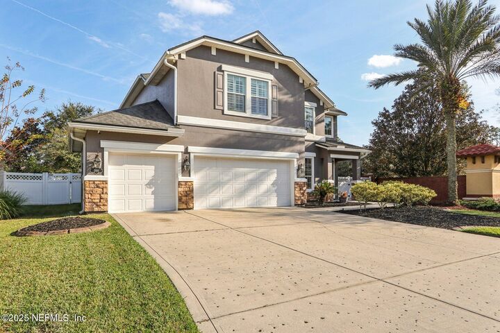 Property Photo:  200 Huntston Way  FL 32259 