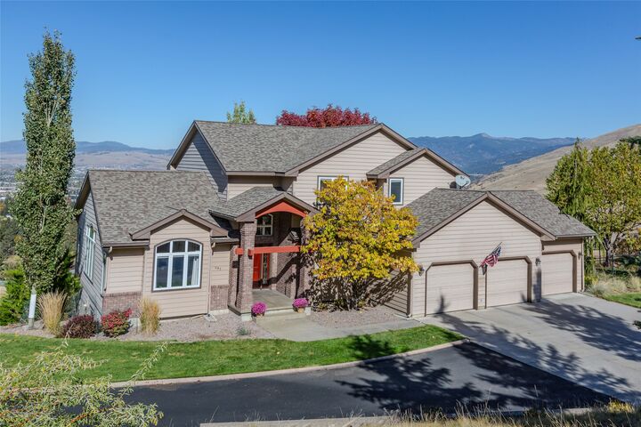 Property Photo:  697 Spanish Peaks Drive  MT 59803 