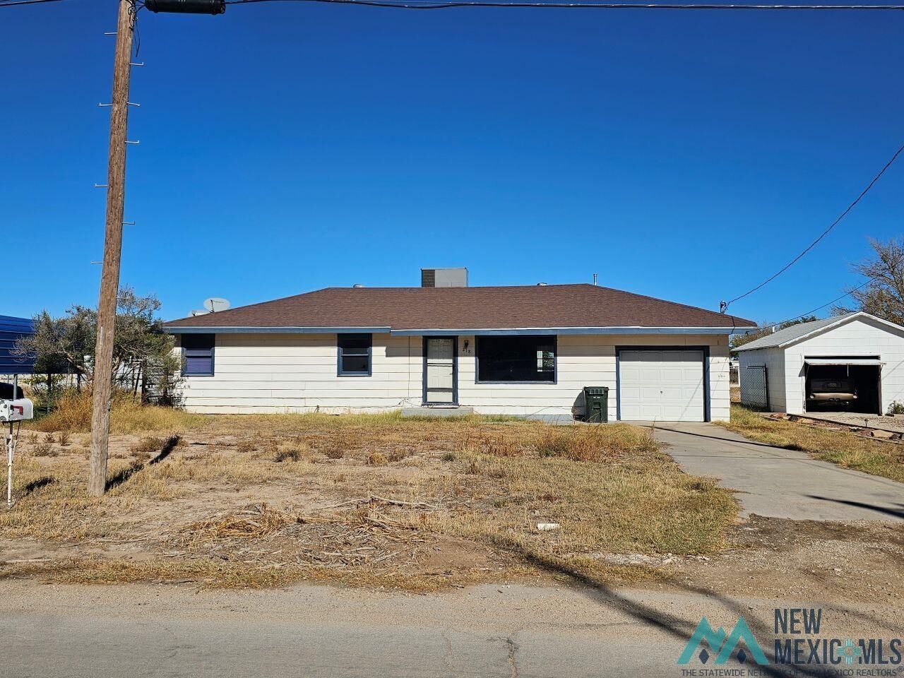 Property Photo: 218 E Rose Street NM 88220