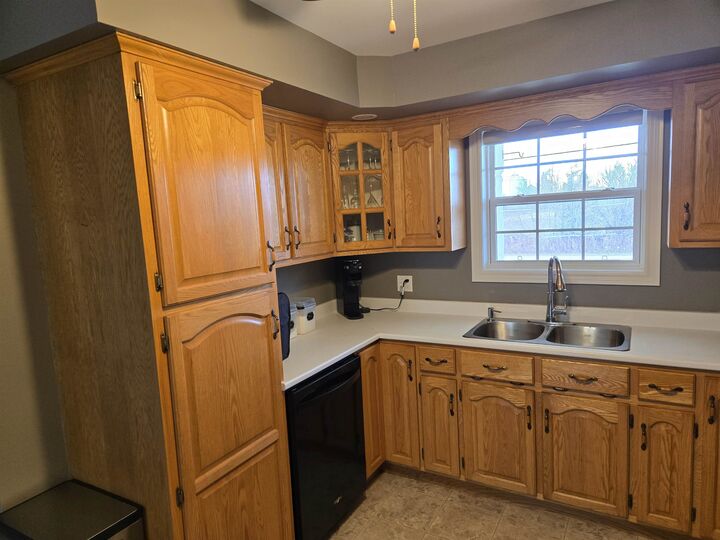 Property Photo:  10 Jubilee Avenue  PE C0B 1V0 