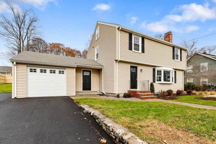 Property Photo:  8 Clinton St  MA 01801 