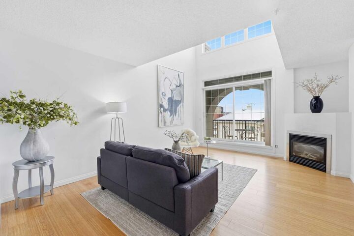 Photo de la propriété:  108 15 Avenue SE 708  AB T2G 5R9 