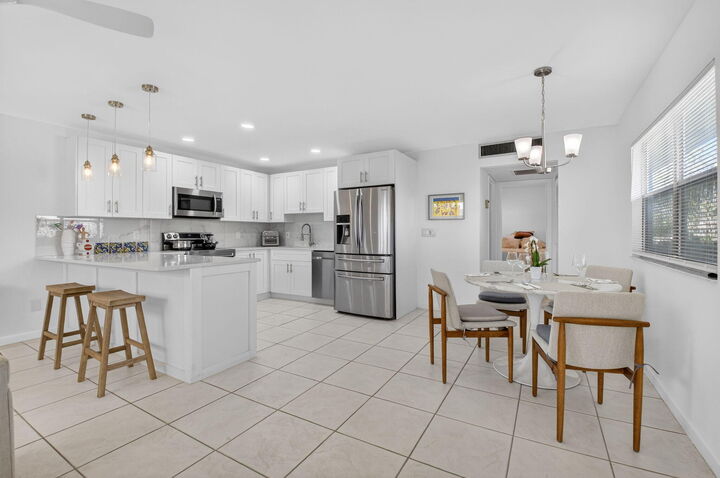 Property Photo:  154 Valencia G  FL 33446 