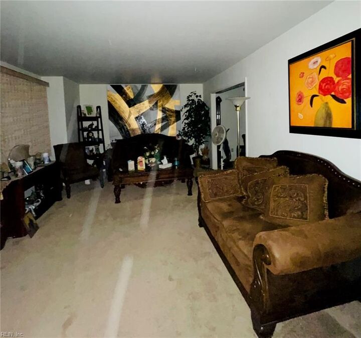 Property Photo:  221 Prince George Dr  VA 23669 