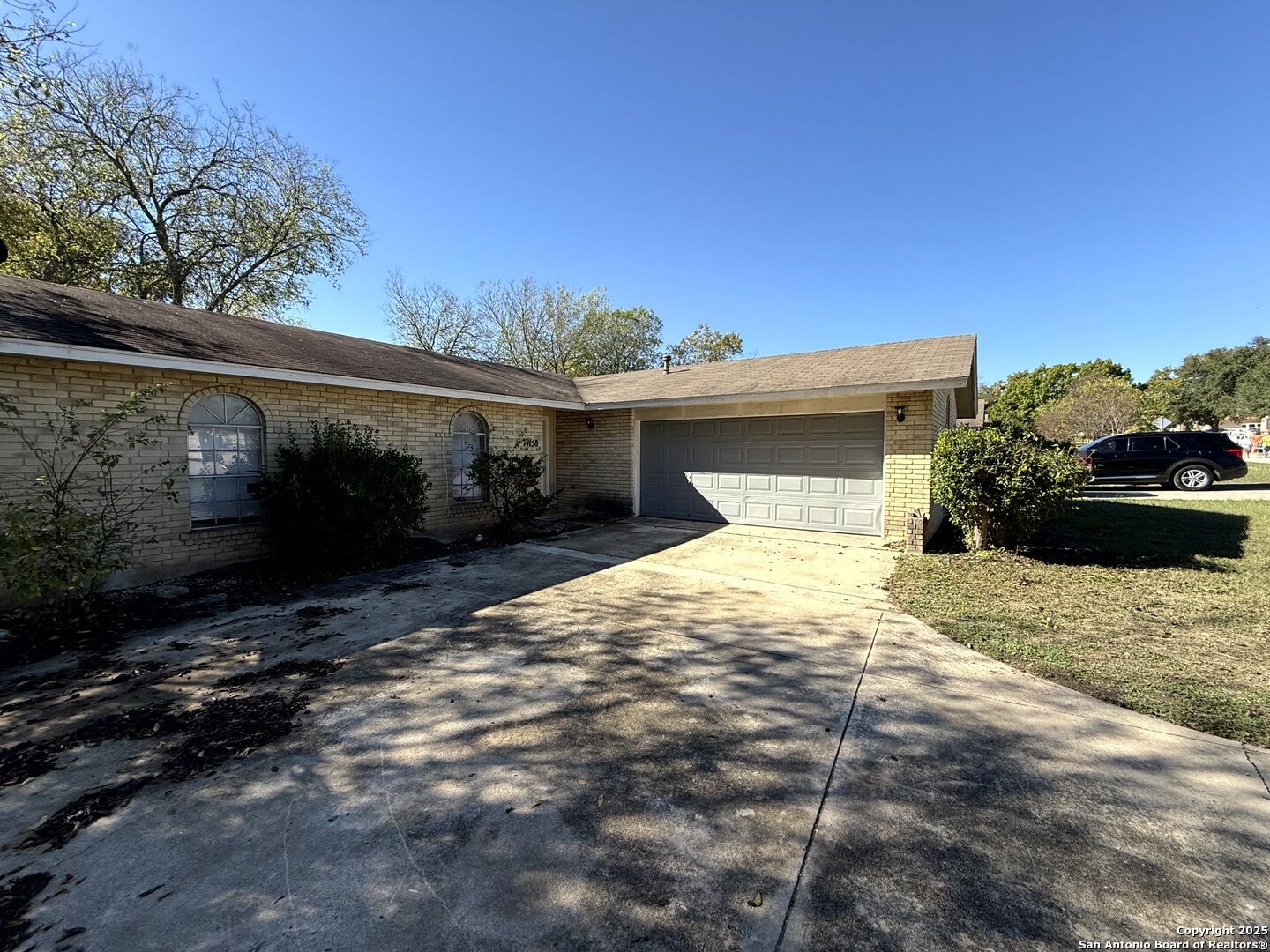 Property Photo: 14158 Swallow Dr TX 78217