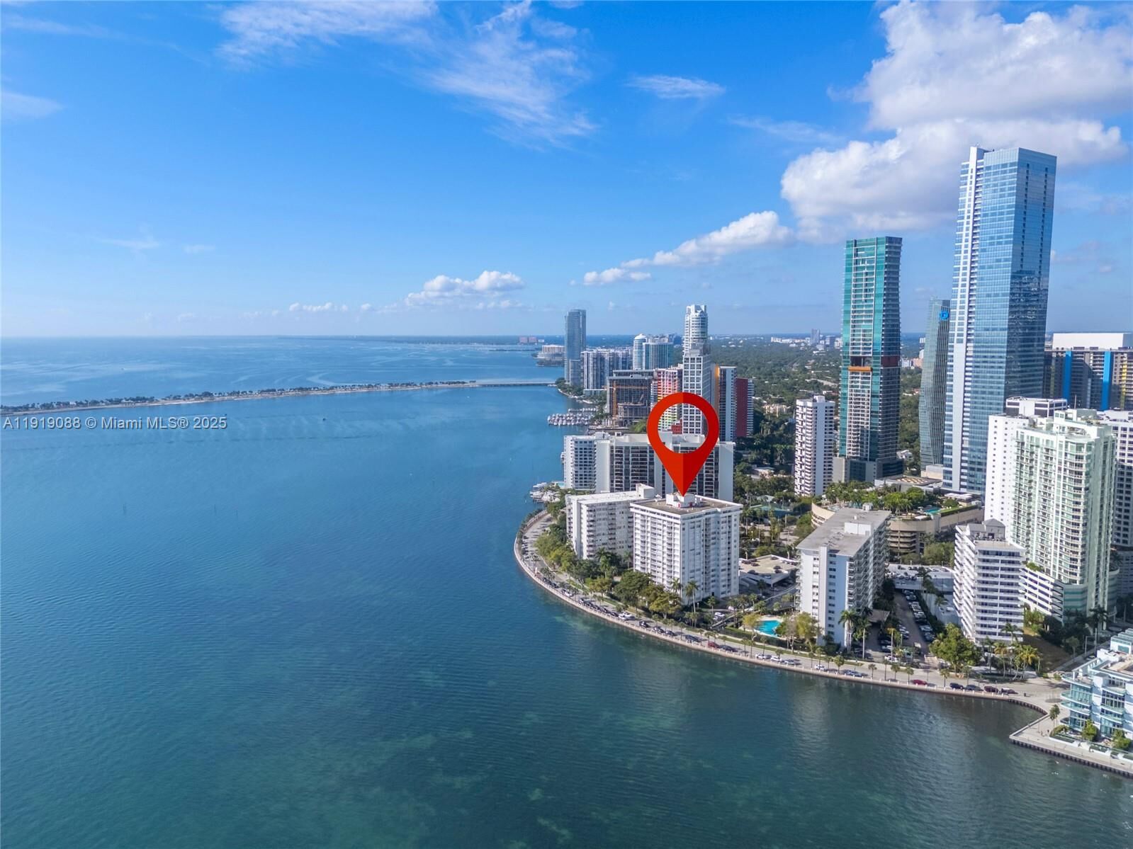 Property Photo:  1420 Brickell Bay Dr 608B  FL 33131 