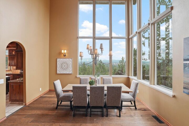 Property Photo: 5312 N Vista Ct WA 99212