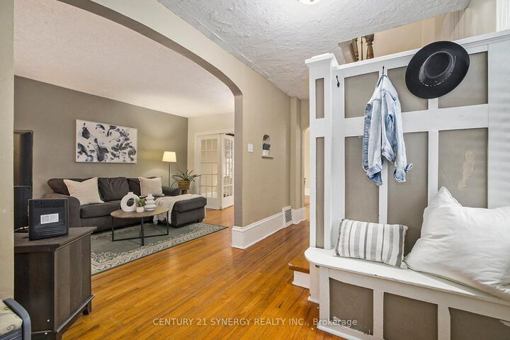 Property Photo: 17 Elmsley Street ON K7A 3P1