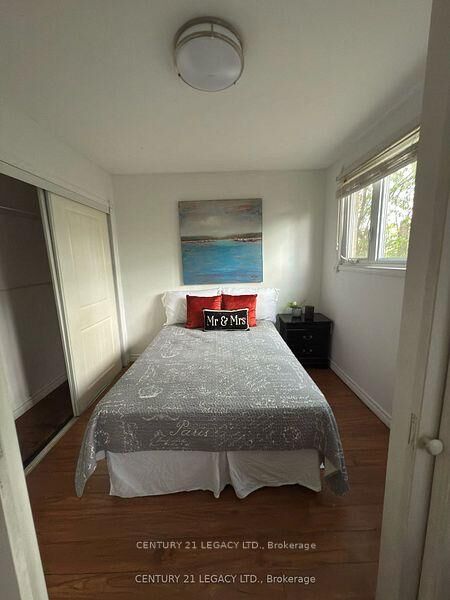 Property Photo:  795 Barton Street  ON L8E 5L8 