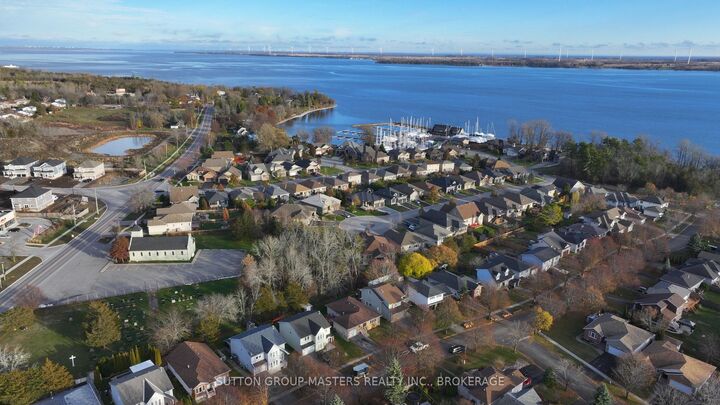 Property Photo: 14 Heritage Drive ON K0H 1G0