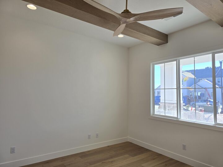 Property Photo: 3163 E 2170 S UT 84790