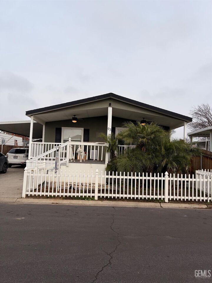 14035 Rosedale Highway 93  Bakersfield CA 93314 photo