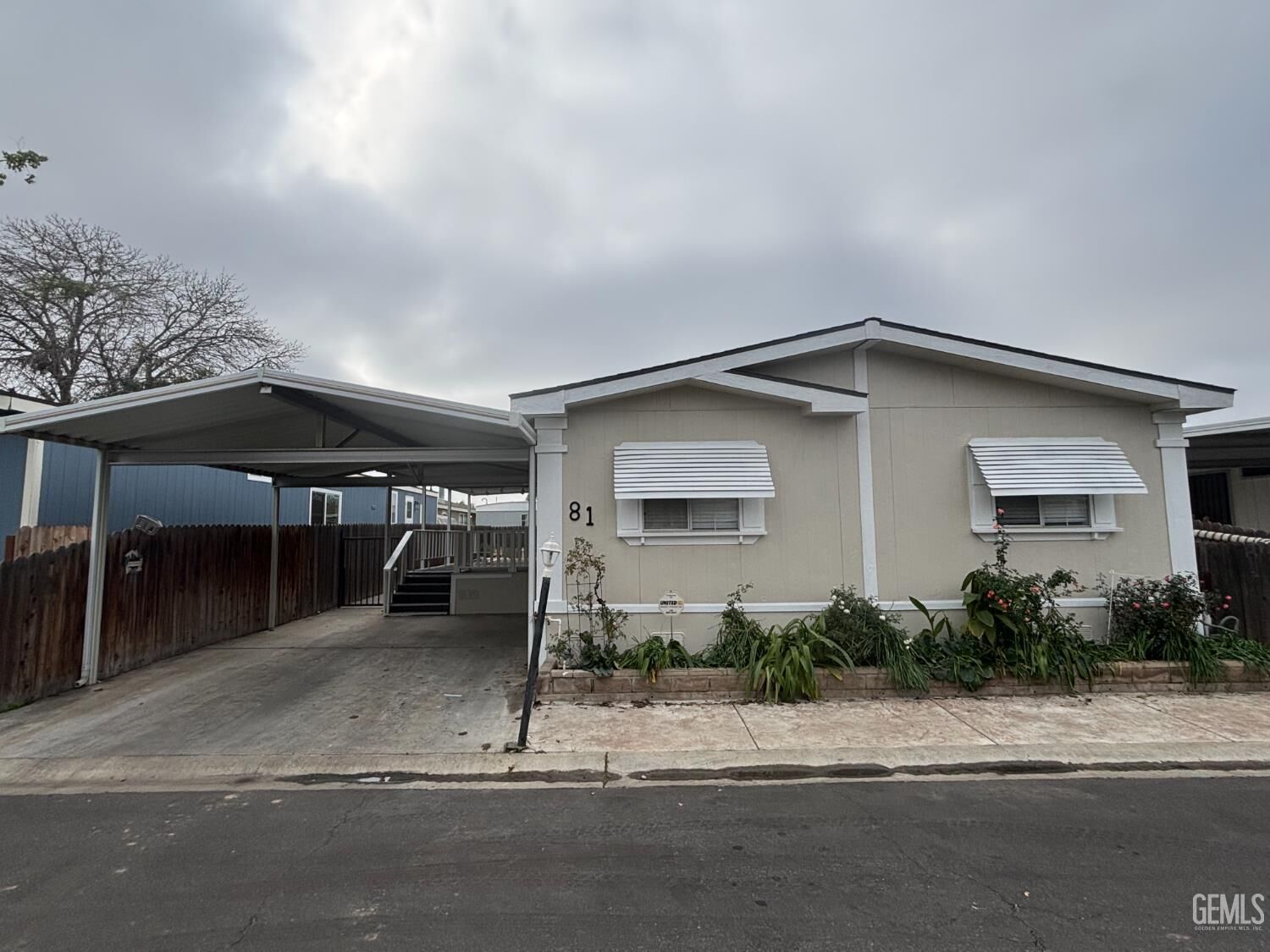 Property Photo:  14035 Rosedale Highway 81  CA 93314 