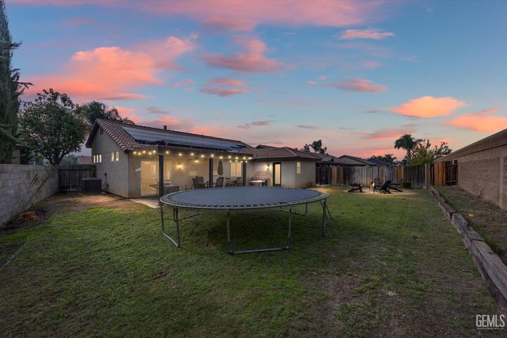 Property Photo:  14504 Harbor Isle Way  CA 93314 