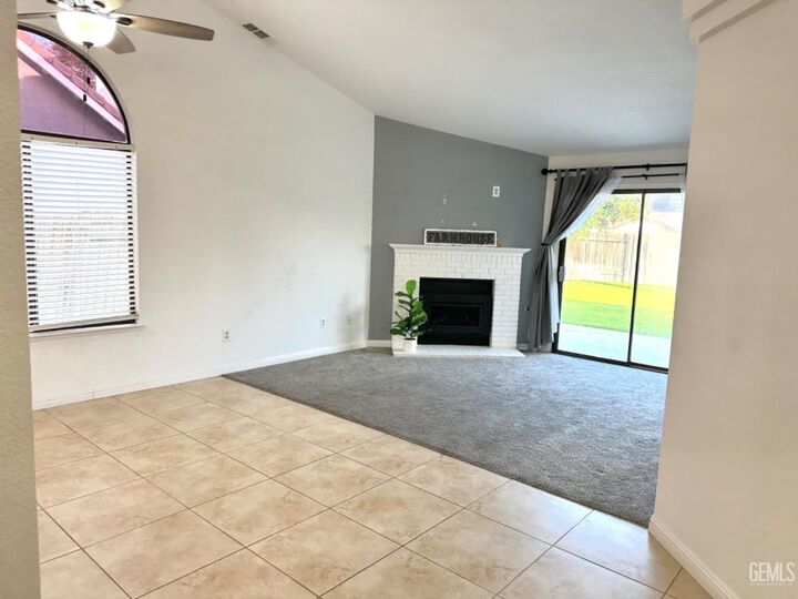 Property Photo:  7008 Vanilla Court  CA 93313 