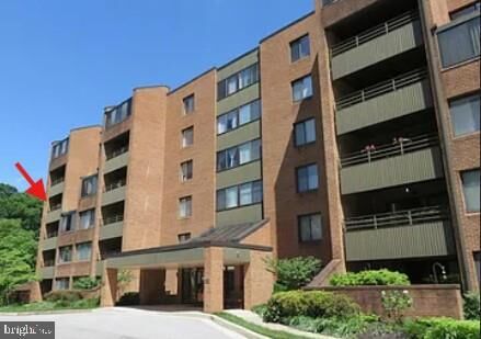 Property Photo:  2 Southerly Court 402  MD 21286 