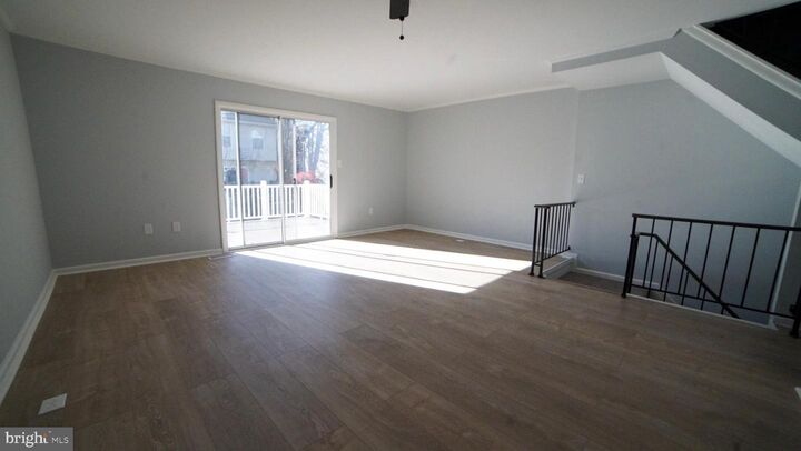 Property Photo:  9 Cherry Manor Court  MD 21136 