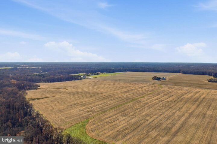 Property Photo:  811 Grears Corner Road  DE 19734 