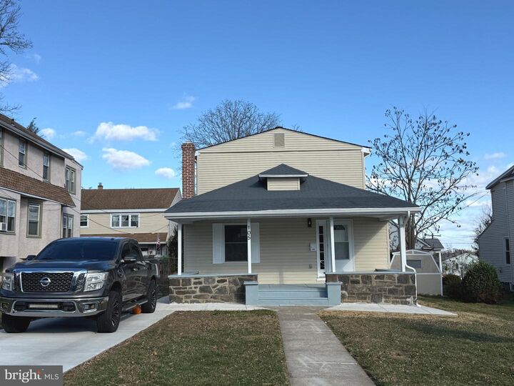 105 N Diamond Street  Clifton Heights PA 19018 photo