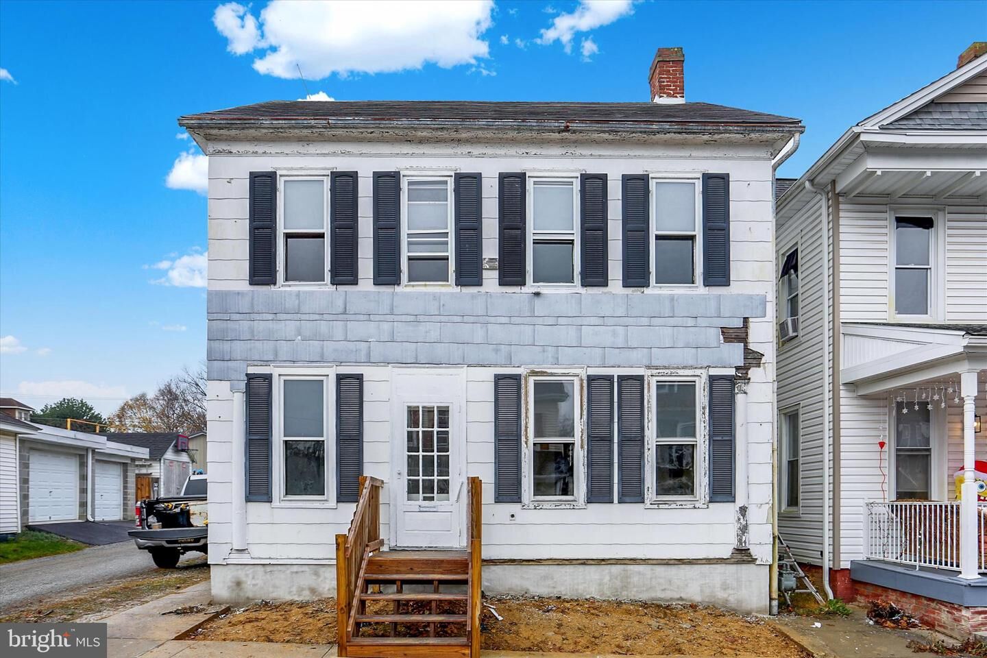 Property Photo:  229 2nd Ave Avenue  PA 17331 