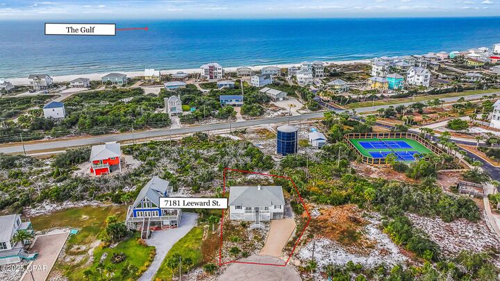 Property Photo: 7181 Leeward Street FL 32456