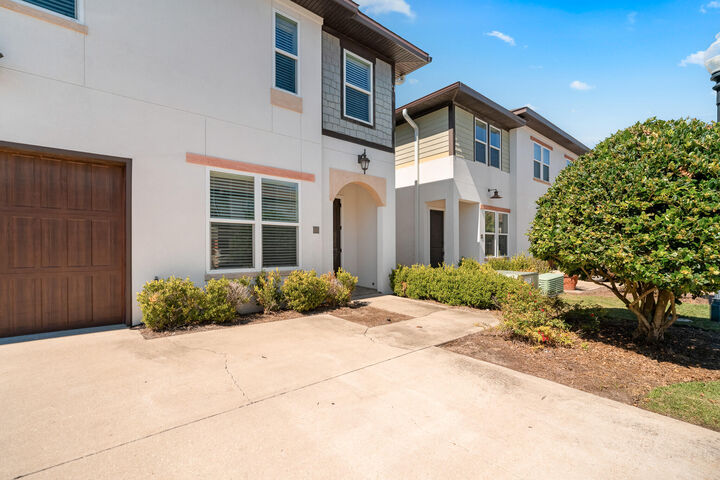 Property Photo:  995 Airport Road Unit 25  FL 32541 