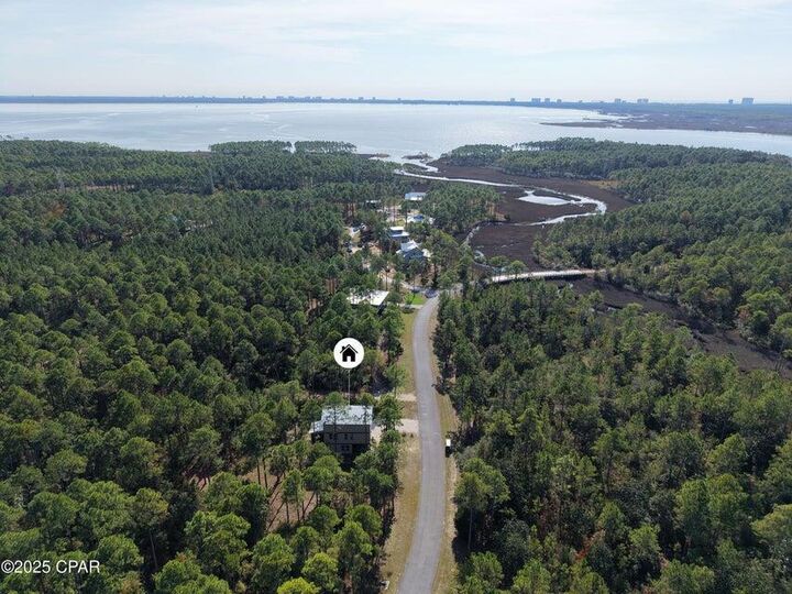 Property Photo: 7537 Shady Glen Trail FL 32413