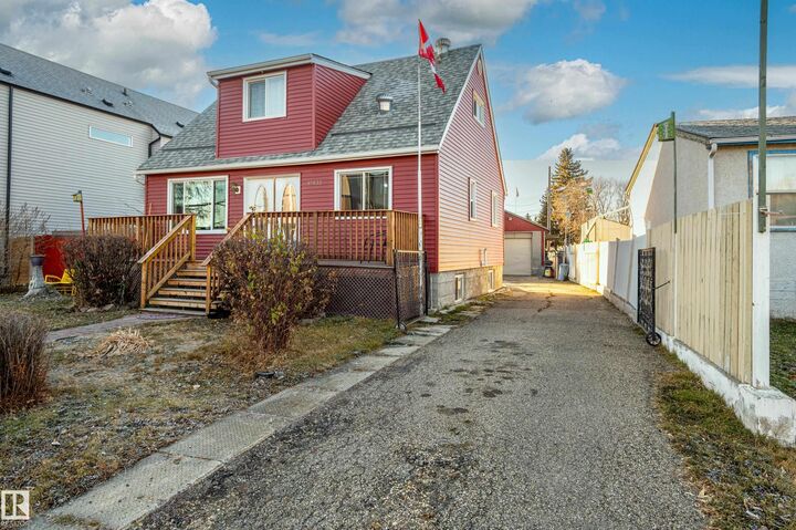 Property Photo:  10532 157 Street NW  AB T5P 2V8 