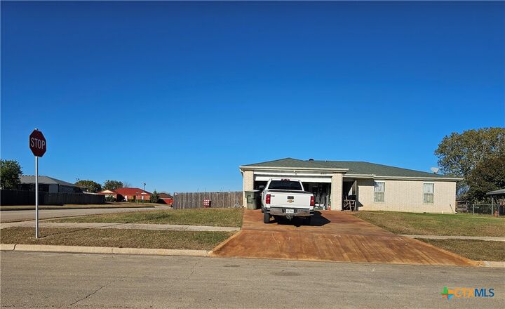 Property Photo: 4411 Secretariat Drive TX 76549