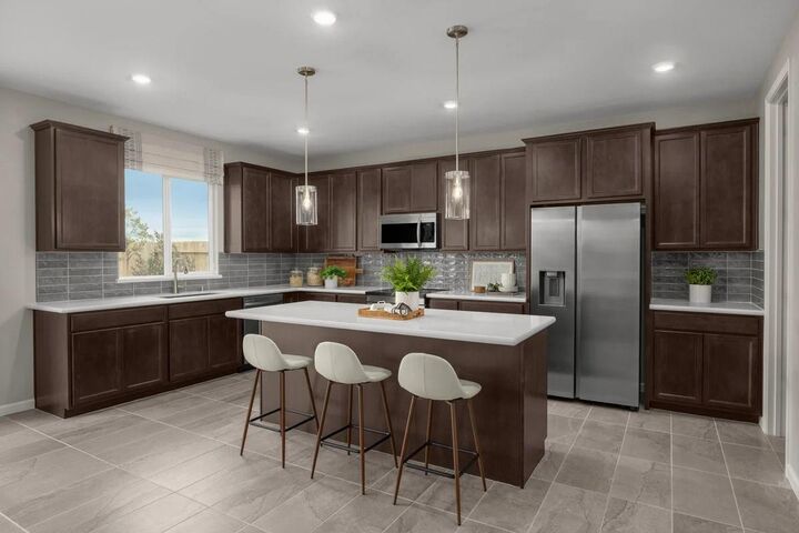 Property Photo:  2194 S Sylmar Avenue  CA 93725 